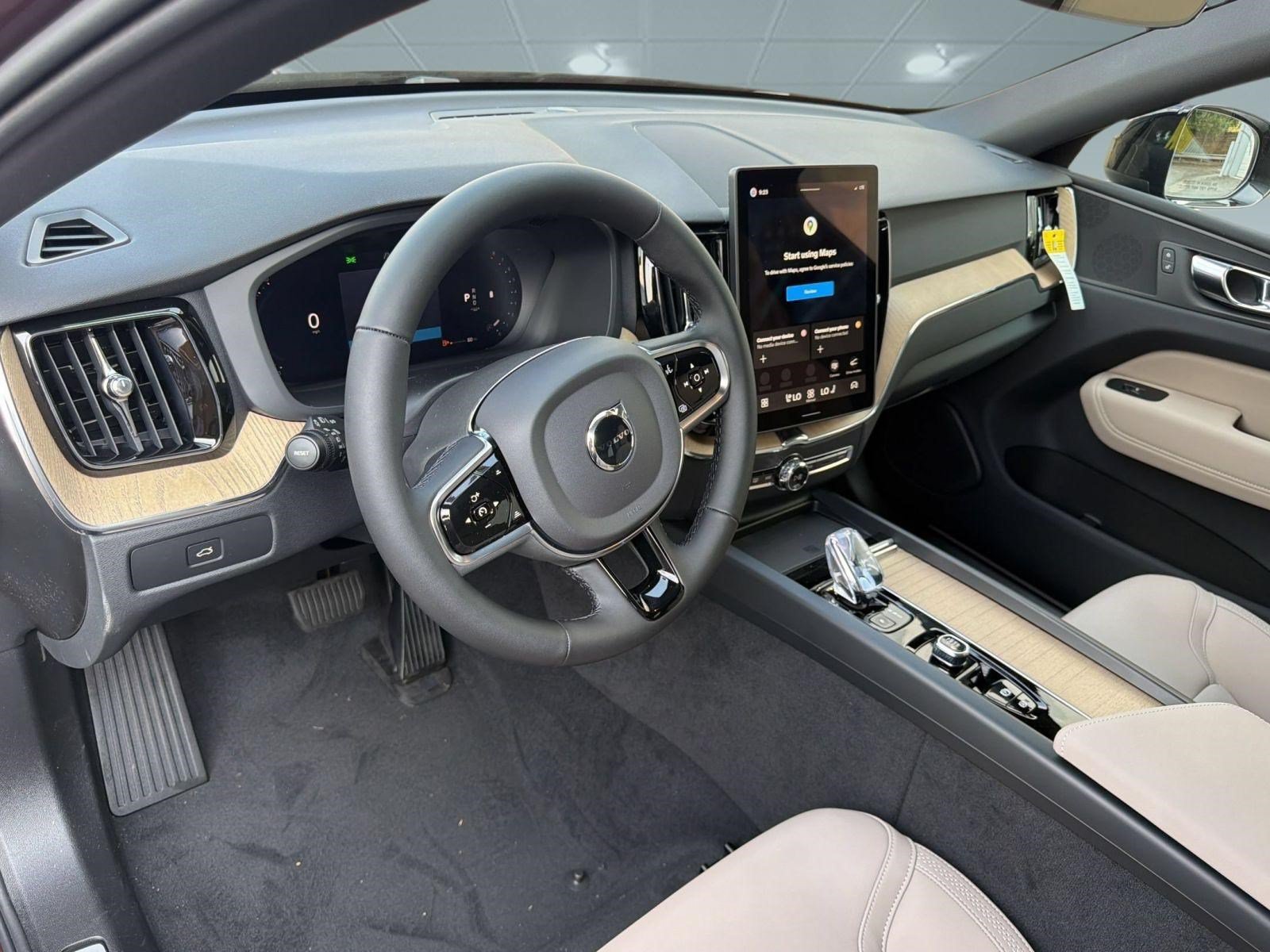 New 2026 Volvo XC60 B5 Plus w/ Climate Package AWD/4WD image 4