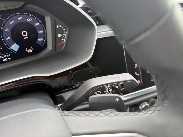 Used 2025 Audi Q3 2.0T Premium AWD/4WD image 18
