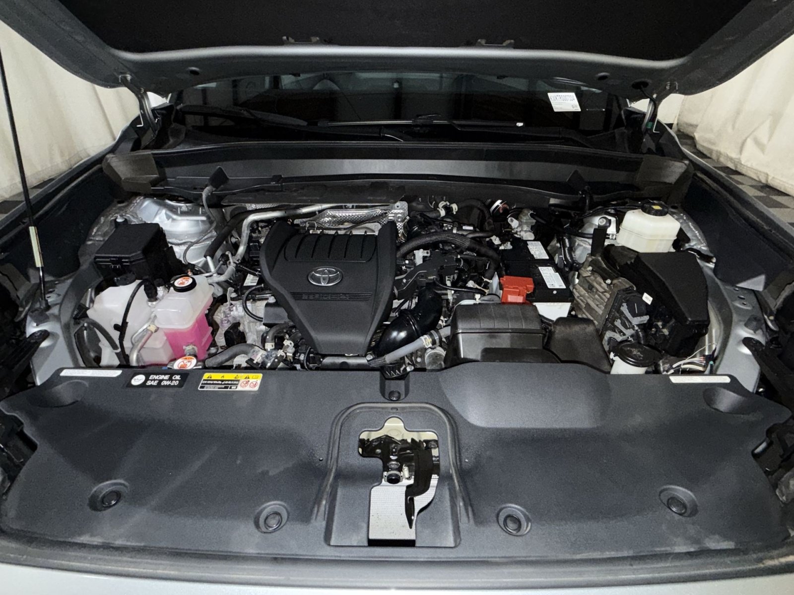 Used 2024 Toyota Grand Highlander AWD image 33