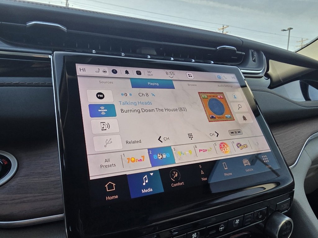 Used 2022 Jeep Grand Cherokee Summit w/ Advanced Protech Group IV image 15