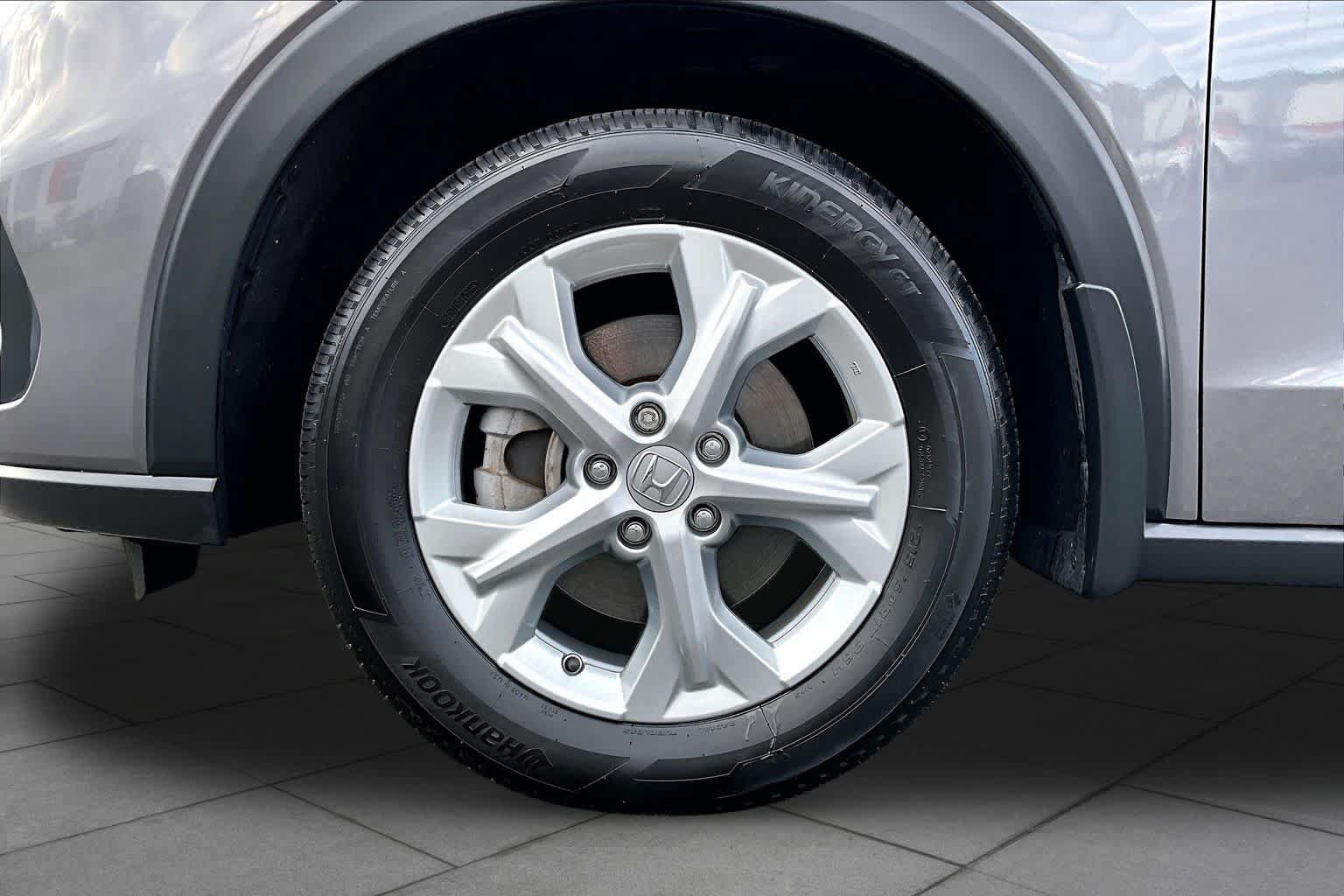 Used 2024 Honda HR-V LX image 10
