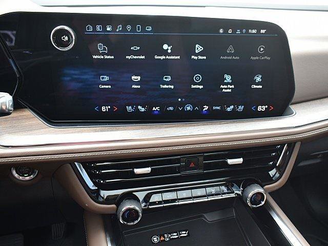 New 2025 Chevrolet Suburban High Country image 14