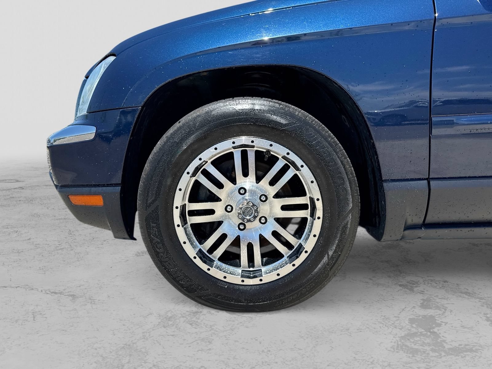 Used 2005 Chrysler Pacifica Touring AWD/4WD image 15