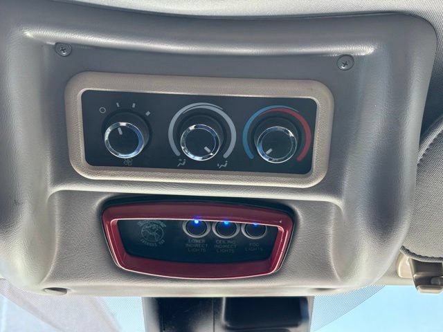 Used 2021 GMC Savana 2500 w/ Enhanced Convenience Package RWD image 32