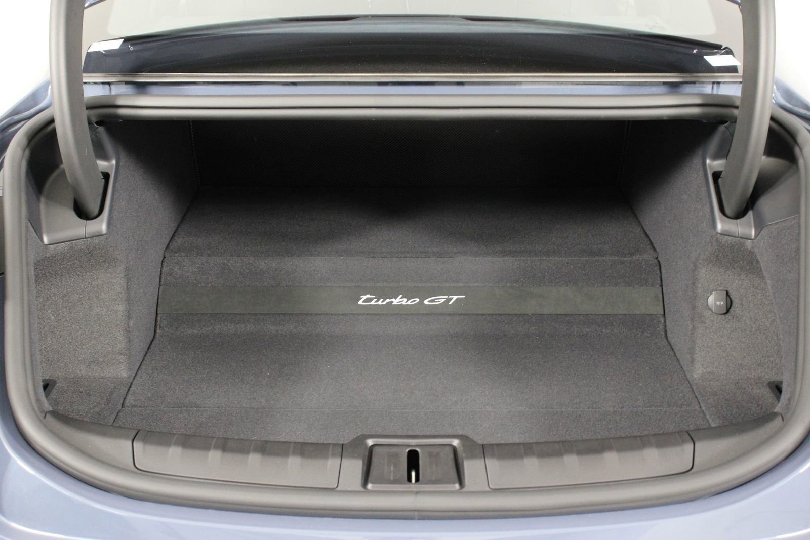 Used 2025 Porsche Taycan Turbo GT image 19