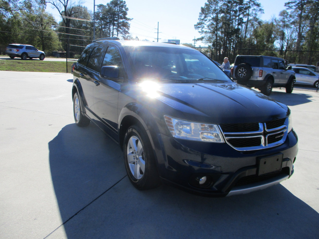 Used 2017 Dodge Journey SXT w/ Comfort/Convenience Group image 27