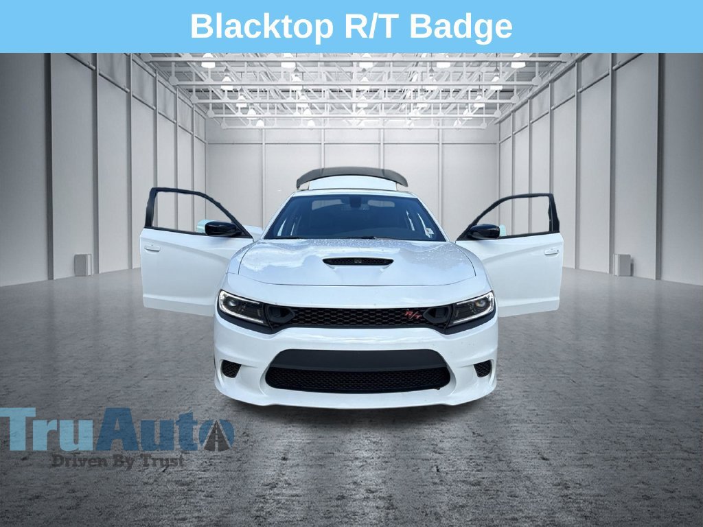 Used 2023 Dodge Charger R/T w/ Blacktop Package RWD image 11
