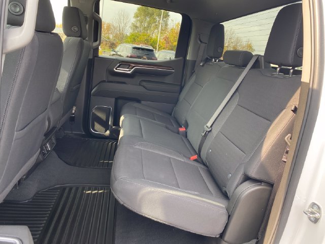 Certified 2024 Chevrolet Silverado 1500 LT AWD/4WD image 19