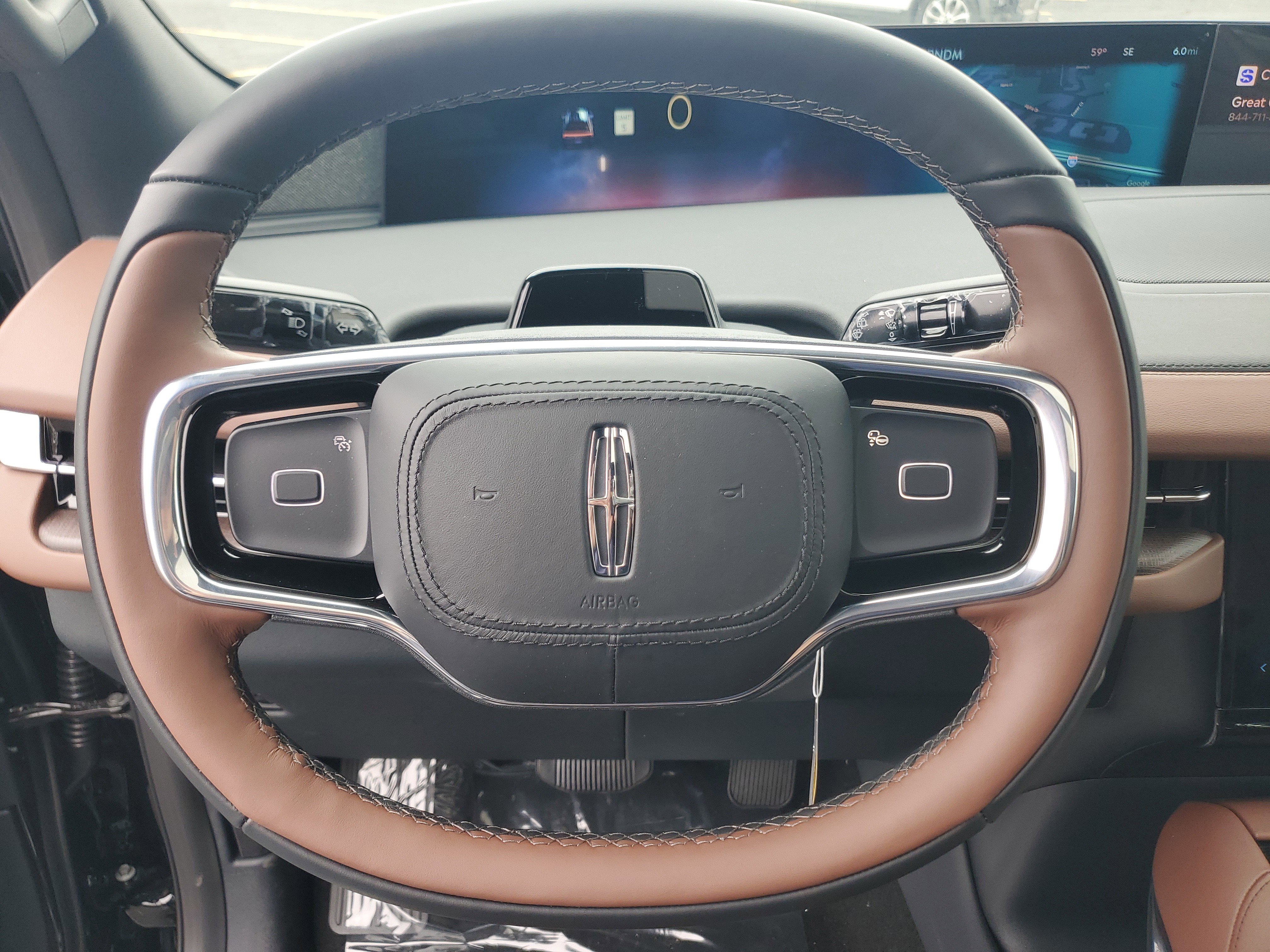 New 2026 Lincoln Navigator Reserve AWD/4WD image 16