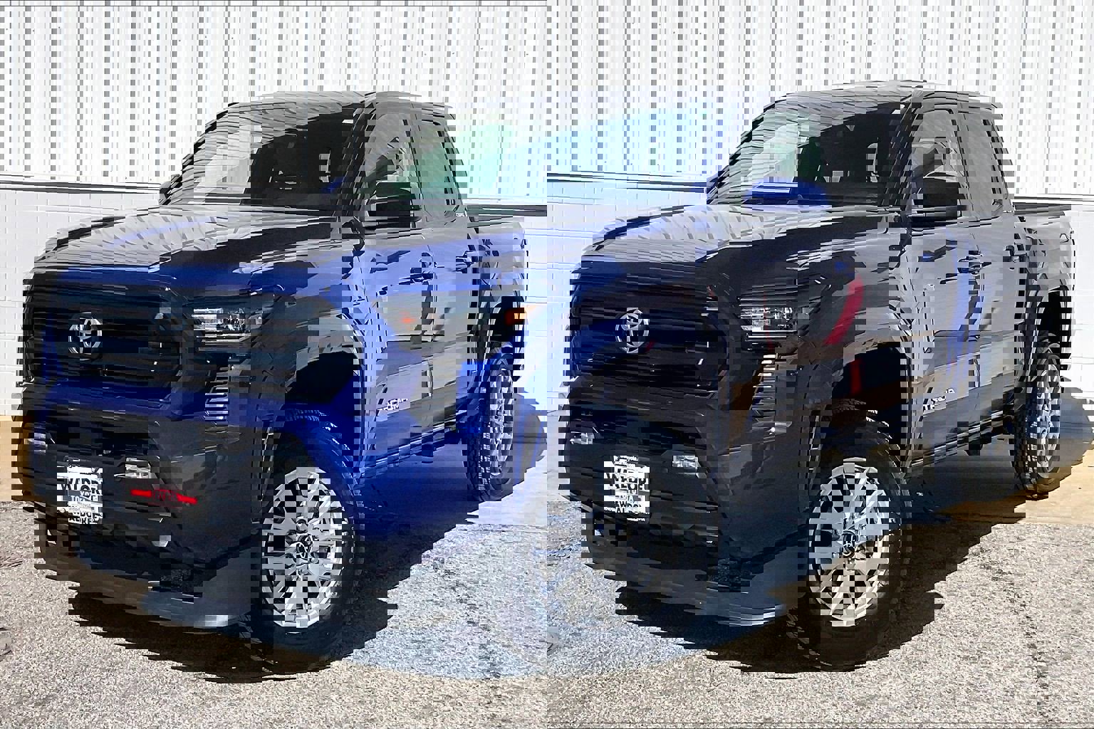 Used 2024 Toyota Tacoma SR5 image 2