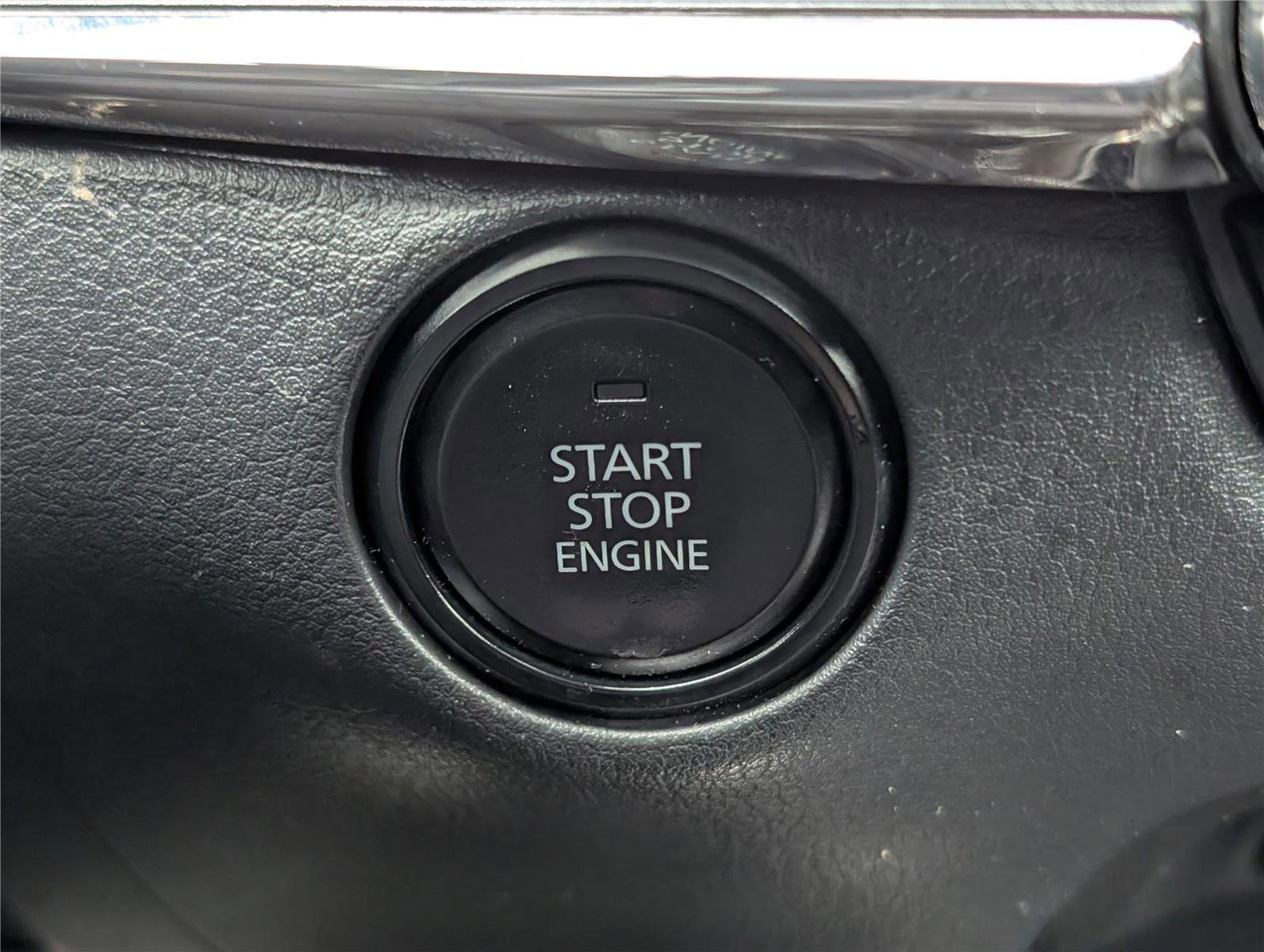 Used 2023 MAZDA CX-30 AWD 2.5 S w/ Premium Package image 24