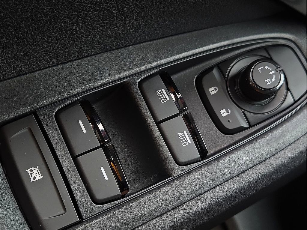 New 2025 Subaru Impreza 2.0i Sport image 17