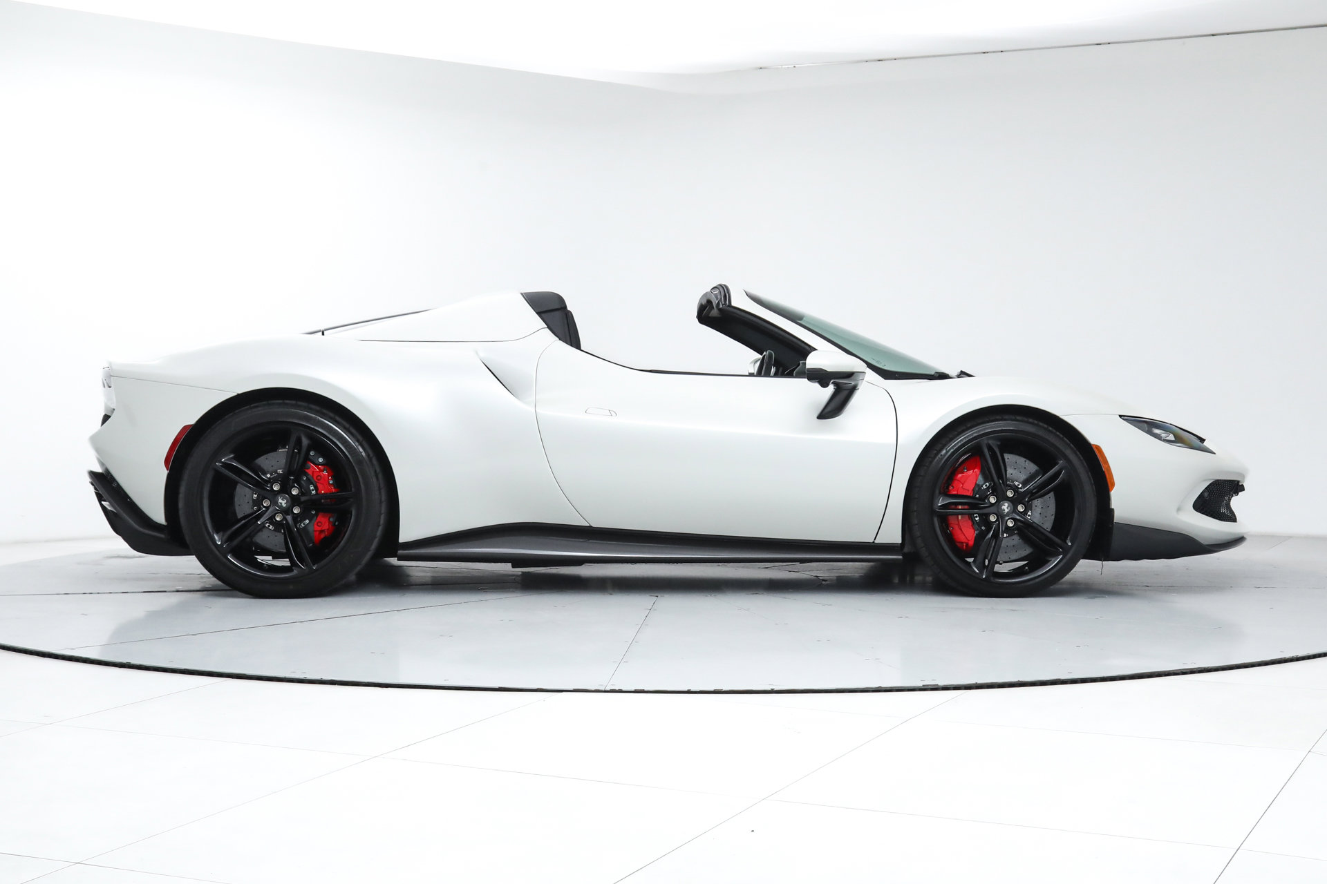 Certified 2025 Ferrari 296 GTS image 10