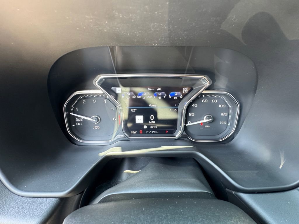 Used 2021 GMC Yukon AT4 w/ AT4 Premium Plus Package AWD/4WD image 24