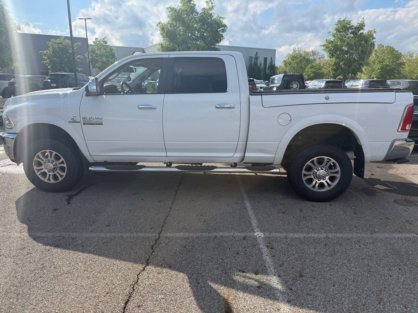 Used 2018 RAM 2500 Laramie w/ Snow Chief Group AWD/4WD image 8