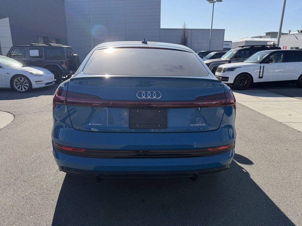 Used 2021 Audi e-tron Prestige w/ Prestige Package image 6