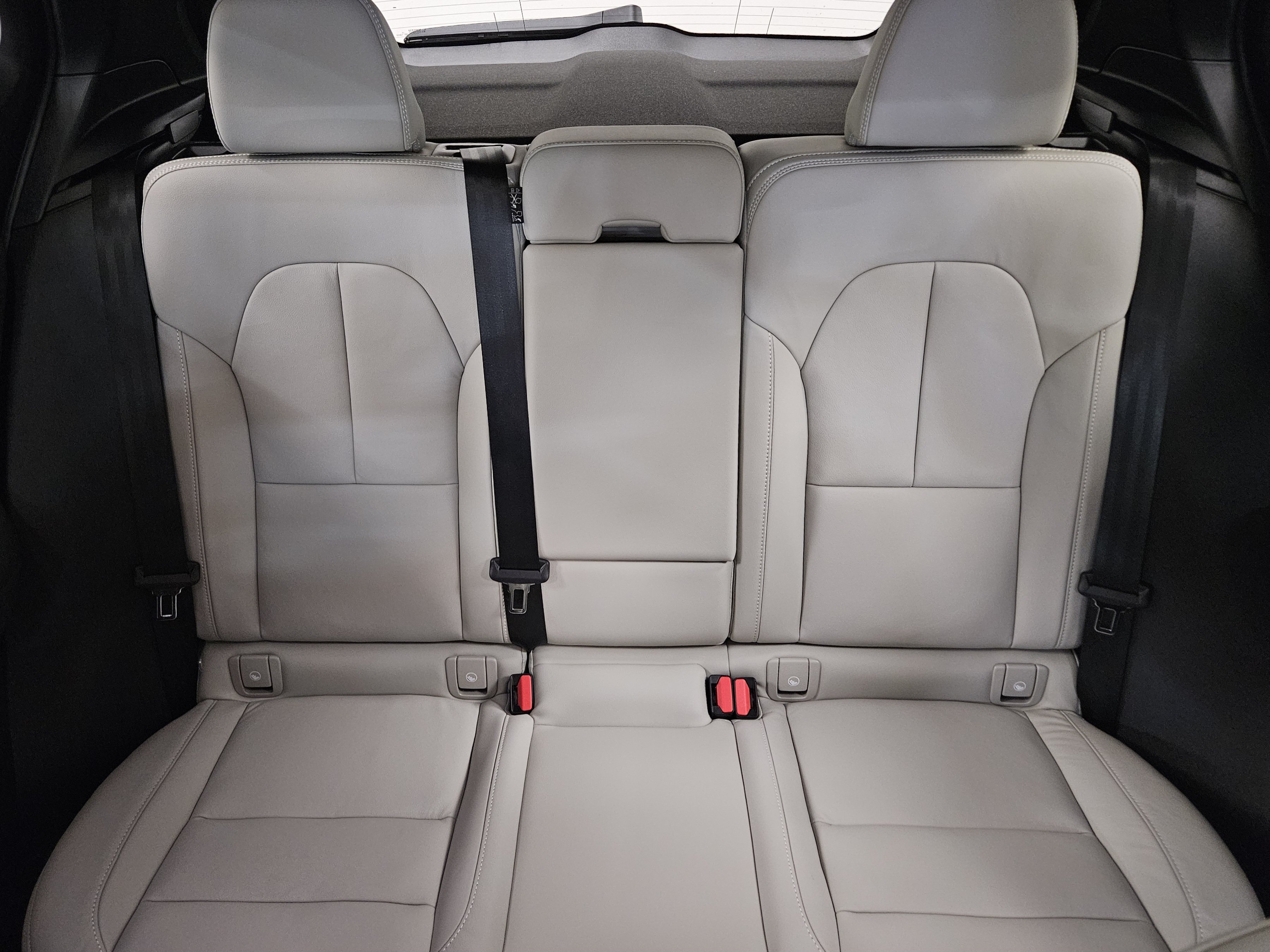 New 2026 Volvo XC40 B5 Ultra w/ Climate Package AWD/4WD image 41