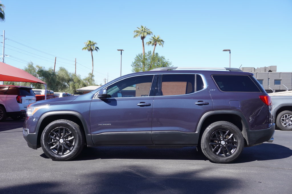 Certified 2018 GMC Acadia SLT FWD image 2