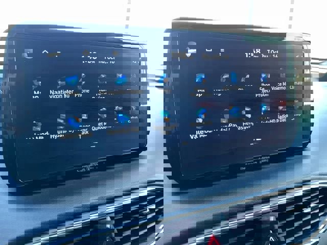 Used 2023 Hyundai Santa Fe Limited image 19