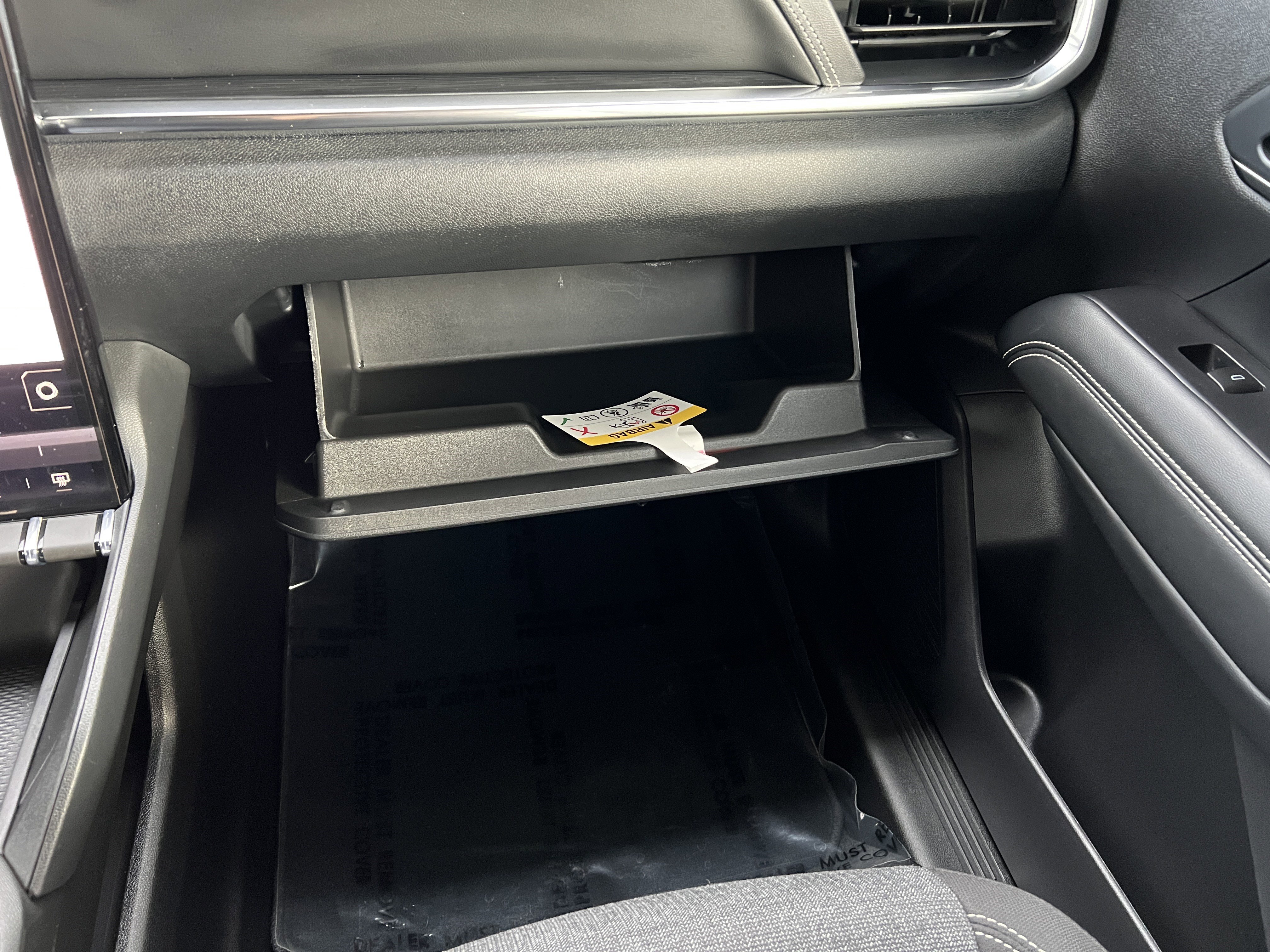 Used 2026 GMC Terrain Elevation w/ Technology Package II image 35