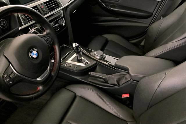 Used 2018 BMW 330e w/ Convenience Package RWD image 8