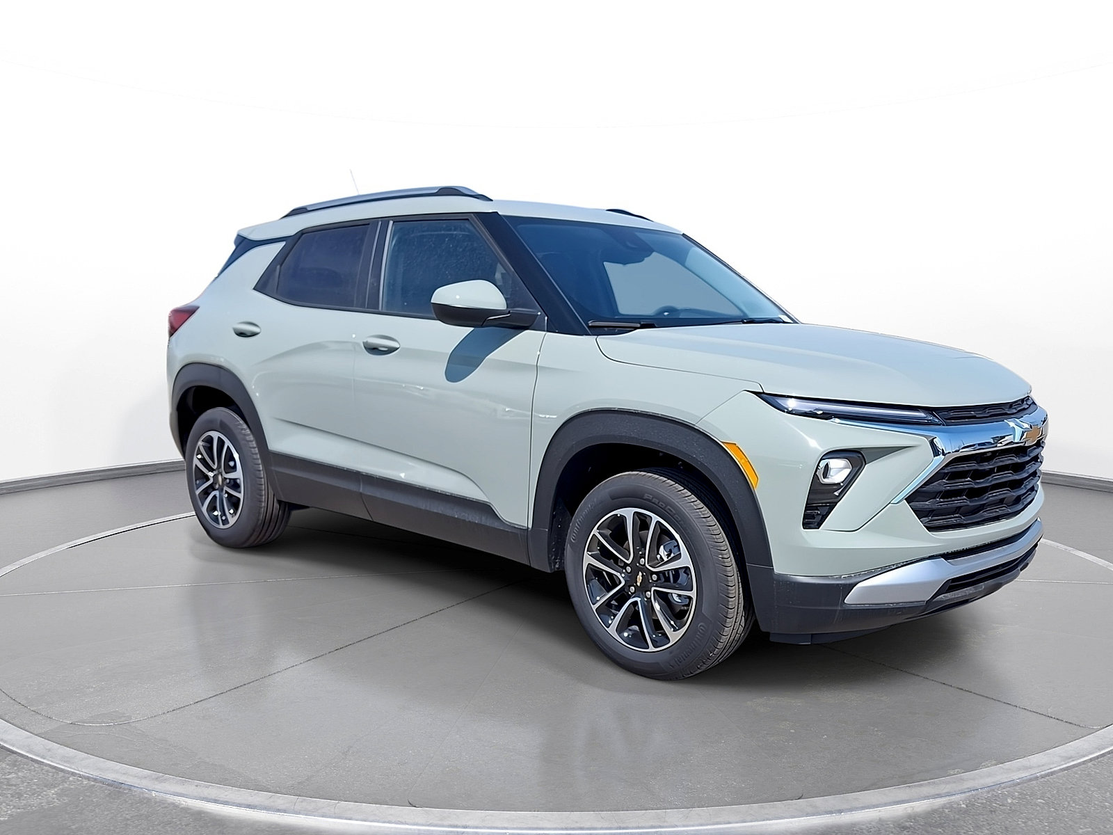 New 2026 Chevrolet TrailBlazer LT w/ Driver Confidence Package AWD/4WD image 2