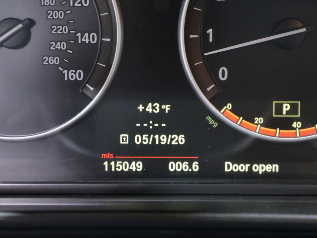 Used 2011 BMW 535i xDrive Sedan AWD/4WD image 38