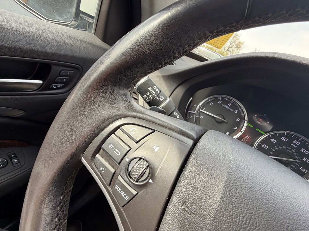 Used 2020 Acura MDX SH-AWD image 38