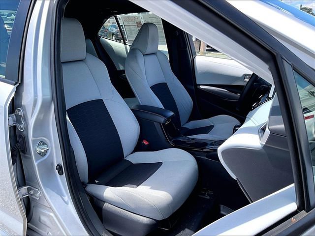 Used 2023 Toyota Corolla SE w/ SE Premium Package FWD image 11
