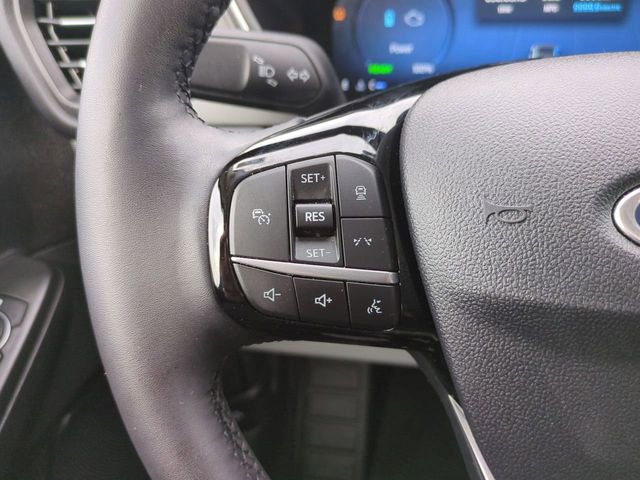 Used 2025 Ford Escape SE w/ PHEV Premium Package image 27