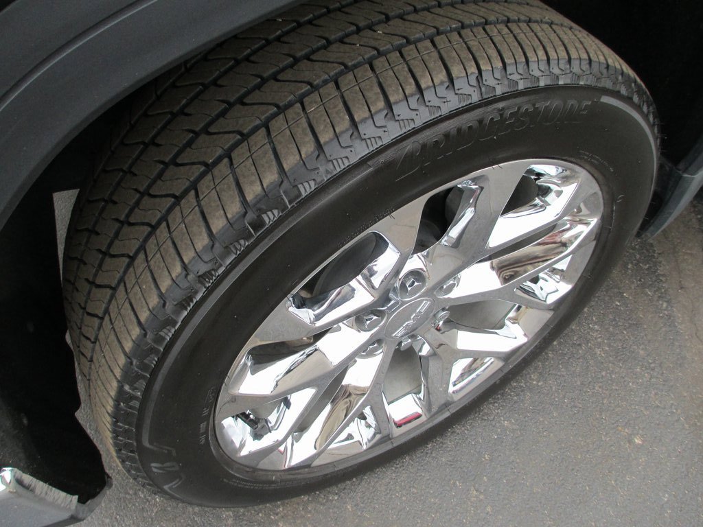 Certified 2022 GMC Sierra 1500 SLT w/ SLT Premium Package image 11