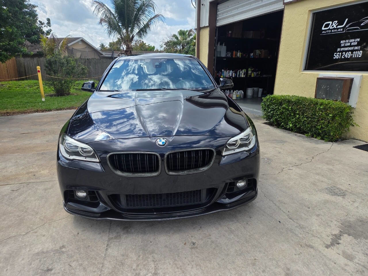 Used 2015 BMW 550i Sedan image 2