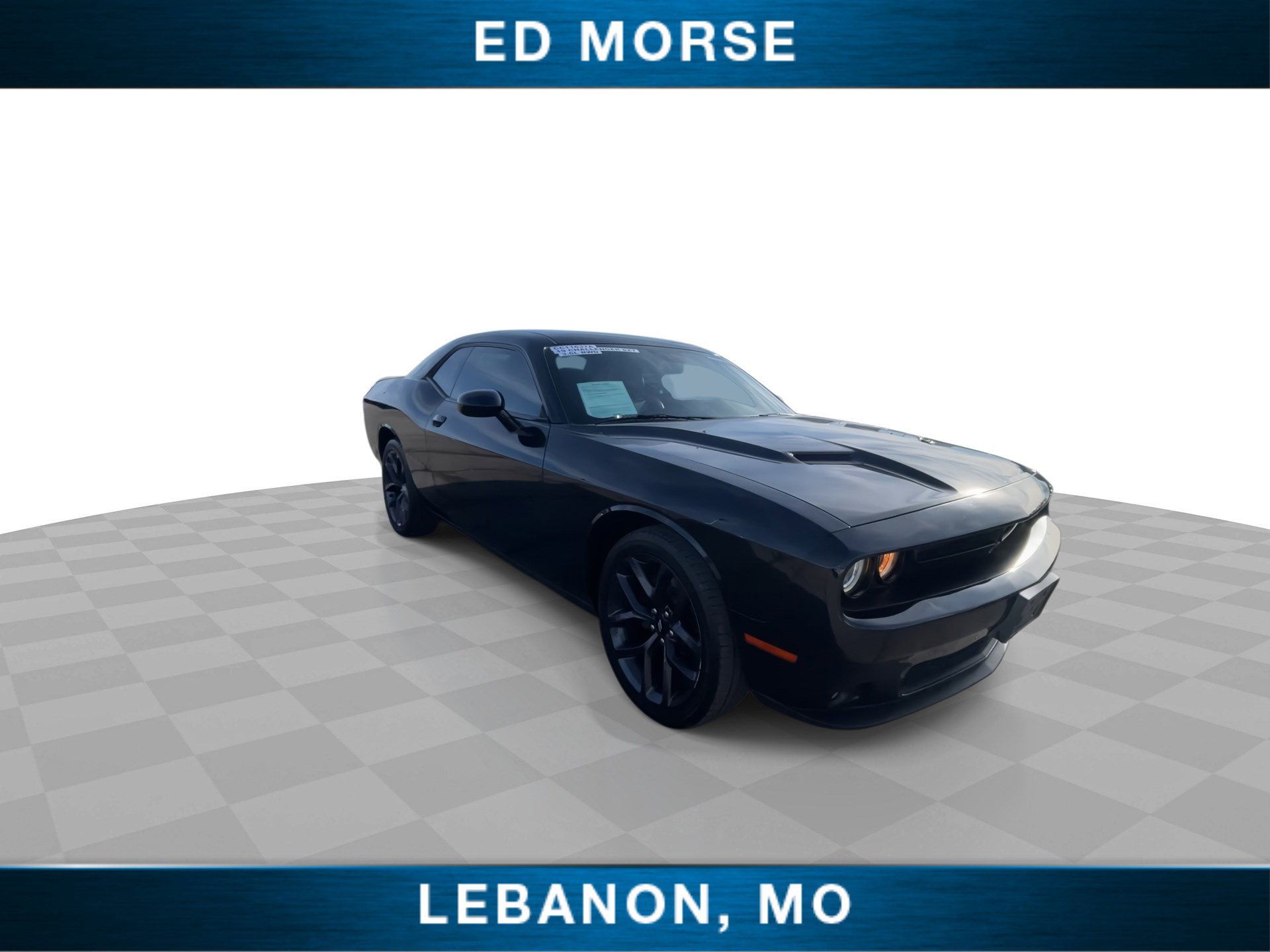 Used 2019 Dodge Challenger SXT w/ Plus Package image 2