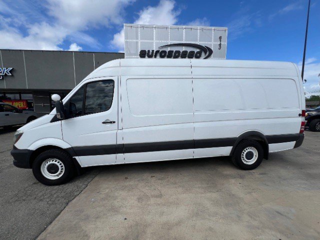 Used 2017 Freightliner Sprinter 2500 image 10