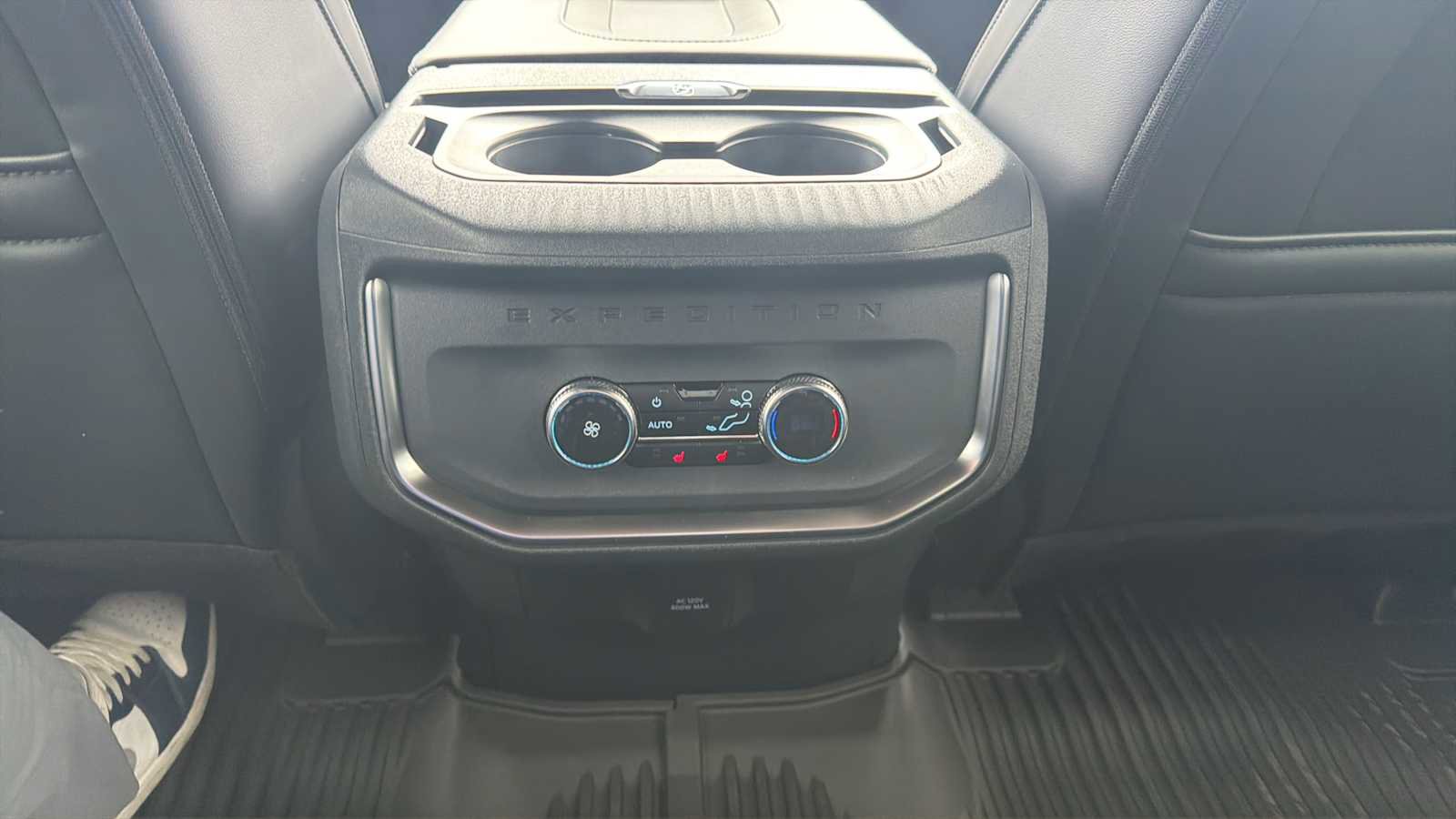 New 2026 Ford Expedition Max Platinum w/ Stealth Performance Package image 33