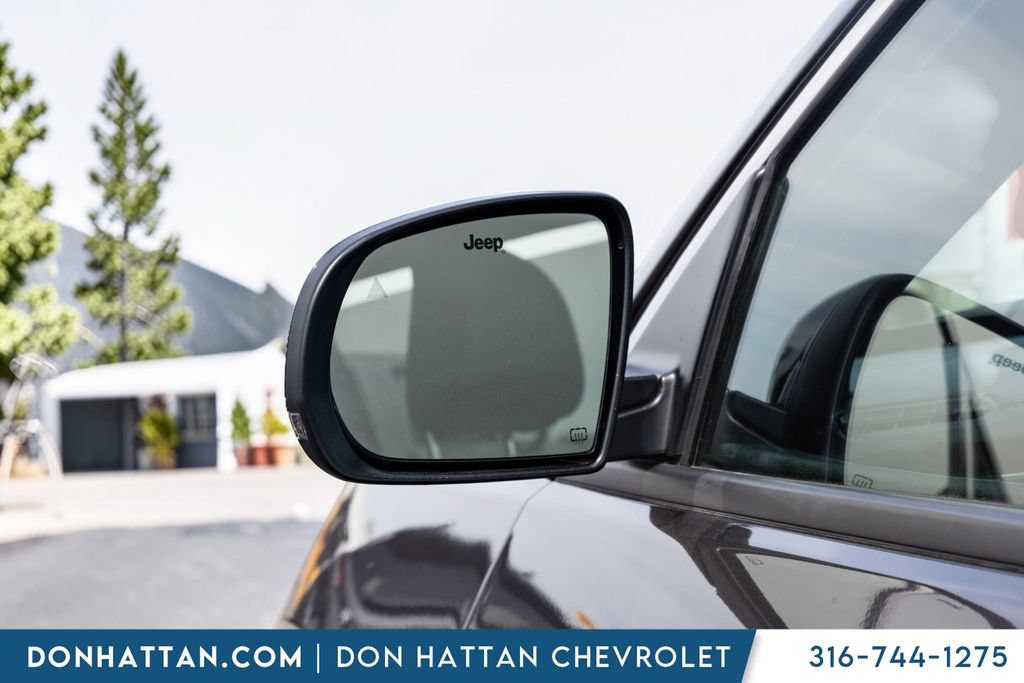 Used 2024 Jeep Compass Limited AWD/4WD image 30
