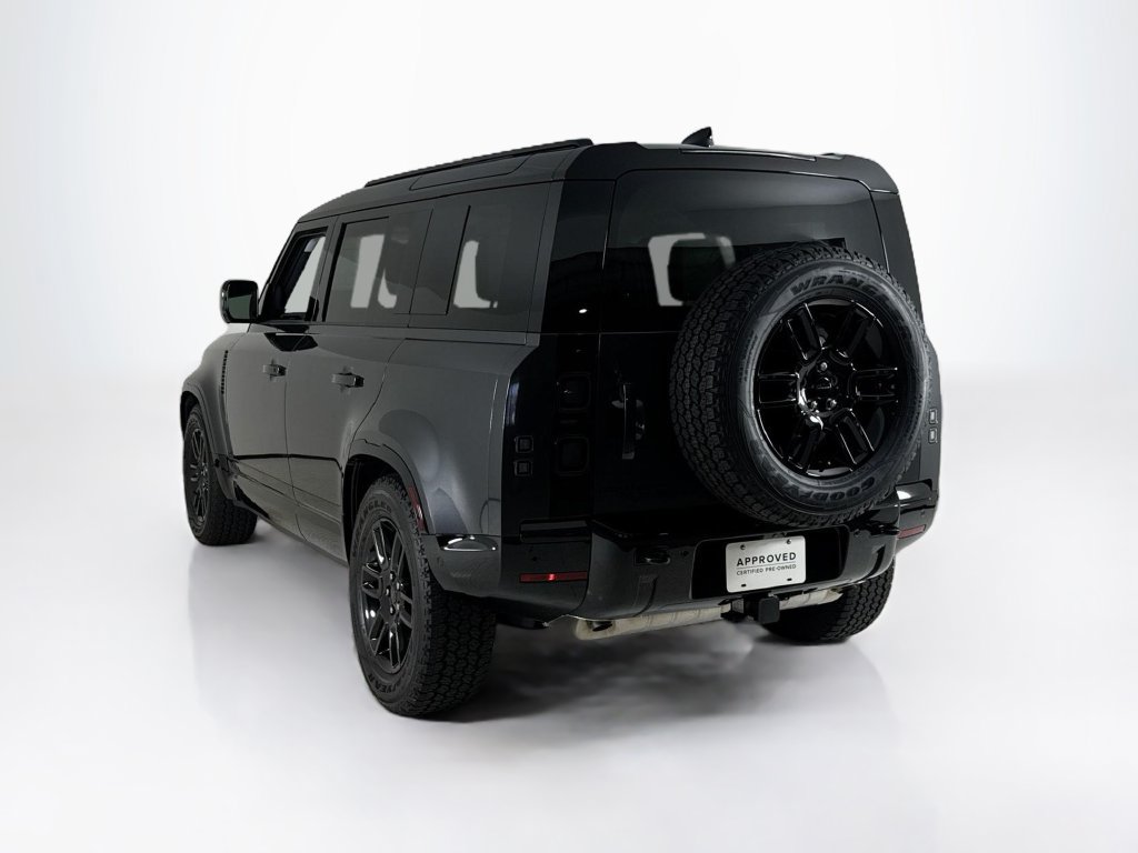 Used 2026 Land Rover Defender 110 X-Dynamic SE AWD/4WD image 3