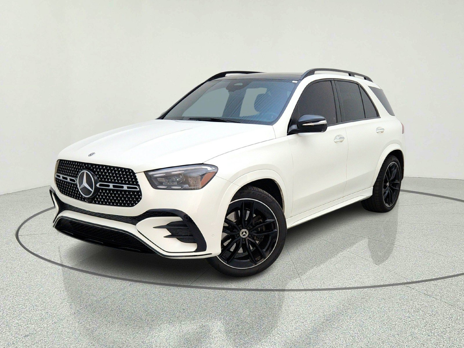 Certified 2024 Mercedes-Benz GLE 450 4MATIC image 2