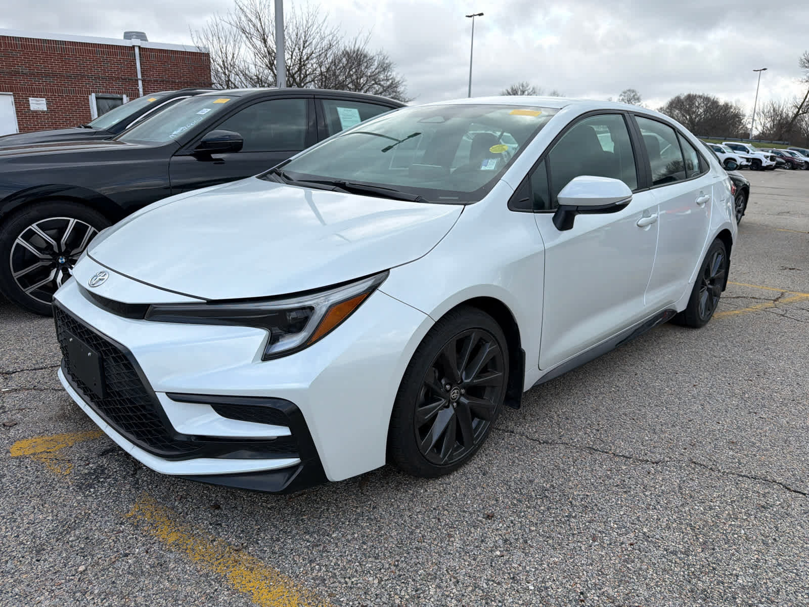 Used 2023 Toyota Corolla SE image 7