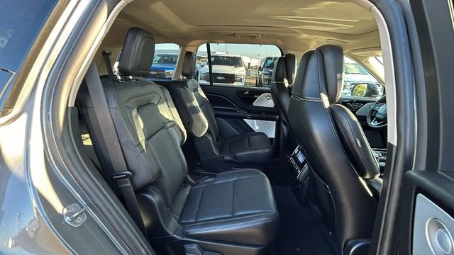 Used 2023 Lincoln Aviator Reserve w/ Equipment Group 201A image 13