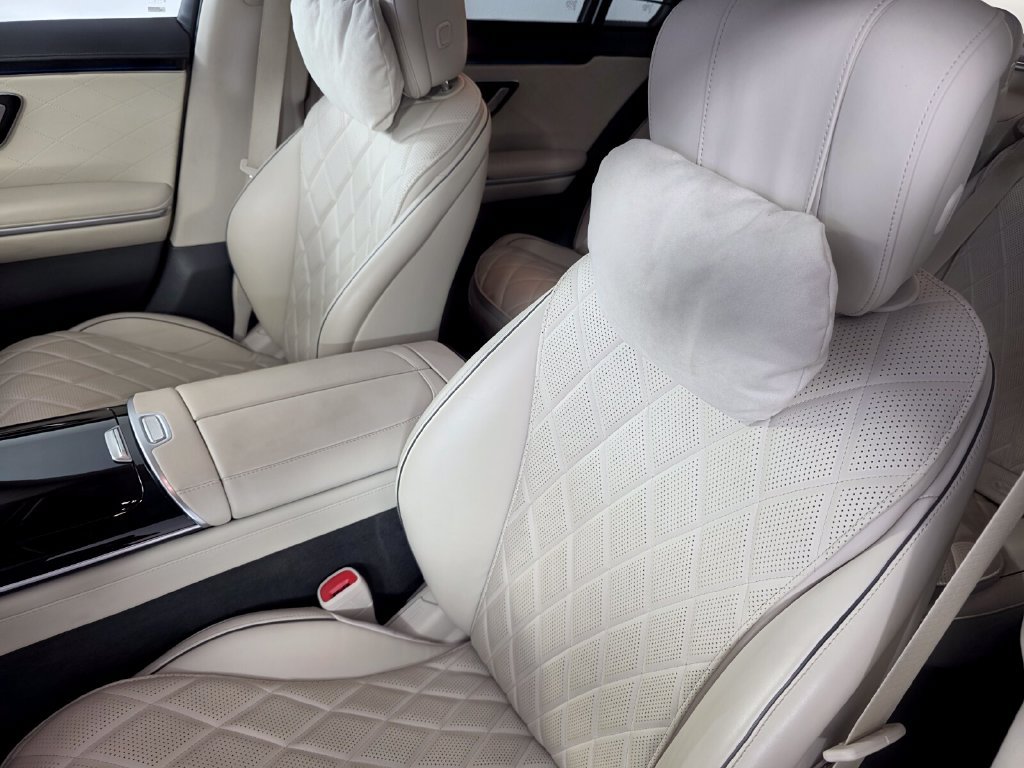 Certified 2024 Mercedes-Benz S 580 4MATIC Sedan image 11