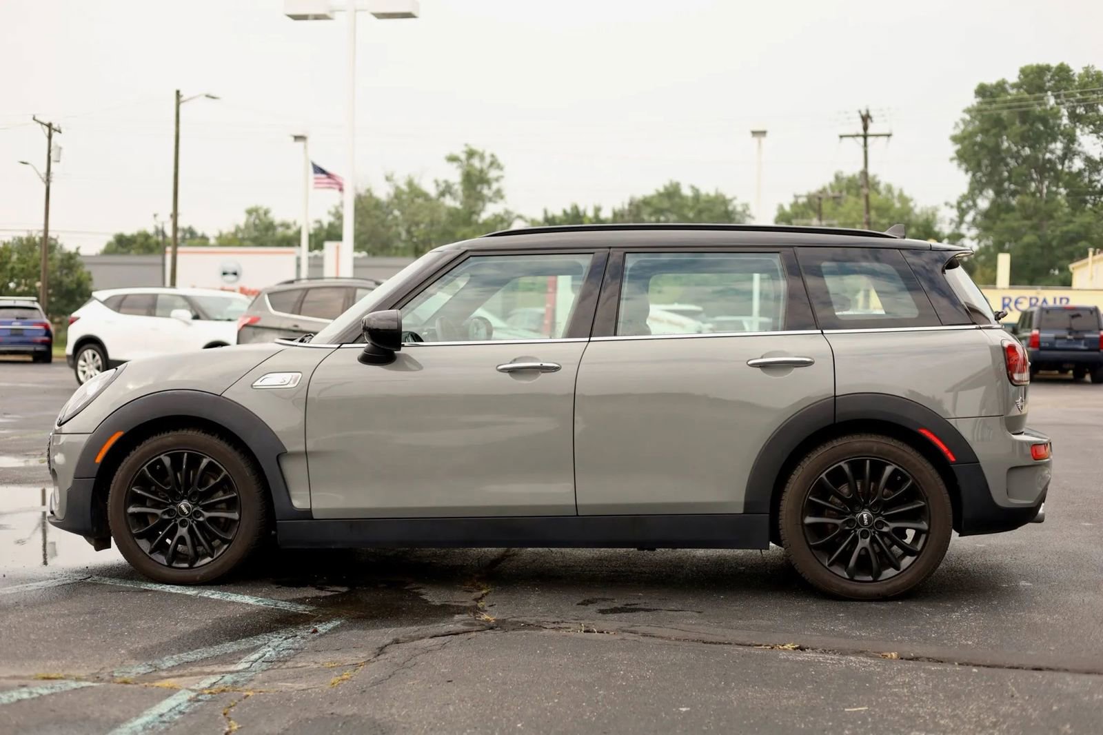 Used 2020 MINI Cooper Clubman S w/ Premium Package image 8