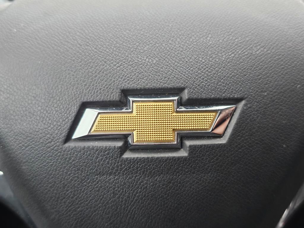 Used 2023 Chevrolet Malibu LS image 28