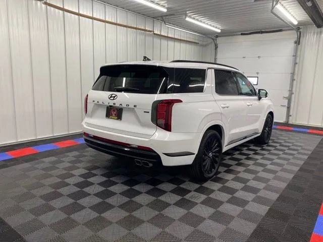 Used 2025 Hyundai Palisade Calligraphy image 4