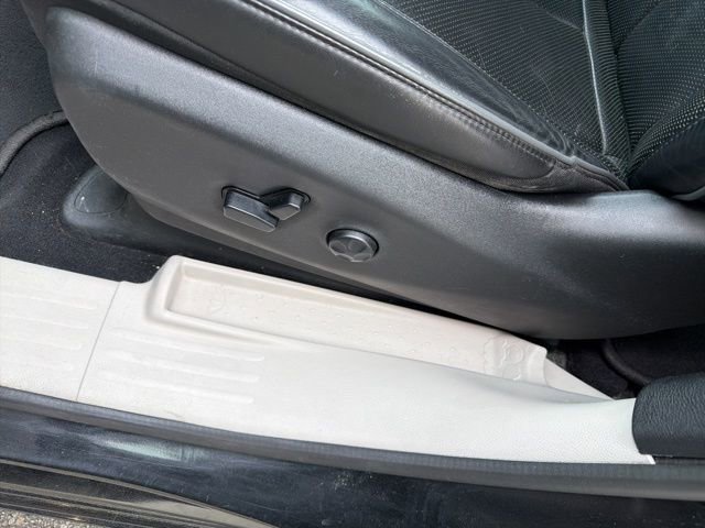 Used 2020 Chrysler Pacifica Limited image 20