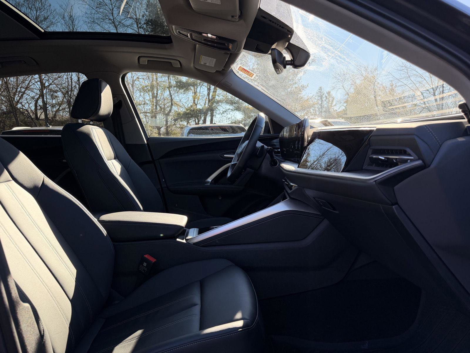 Used 2025 Audi Q5 Premium w/ Convenience Package image 15