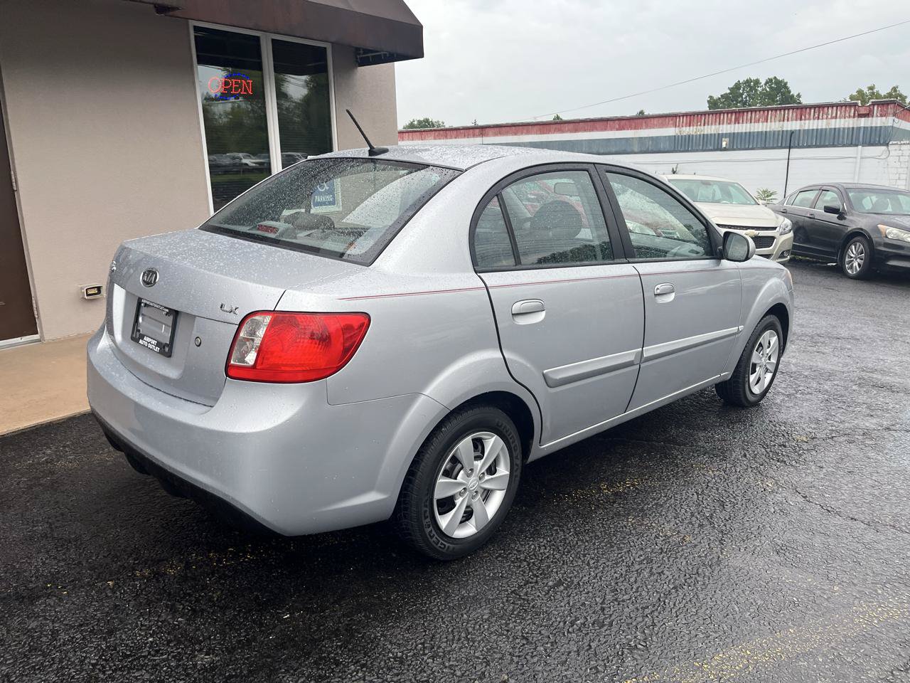 Used 2011 Kia Rio LX FWD image 7