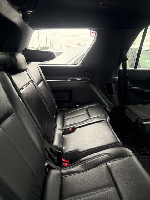 Used 2021 Ford Expedition XLT RWD image 13