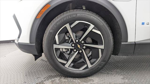 Used 2026 Chevrolet Equinox EV LT FWD image 31