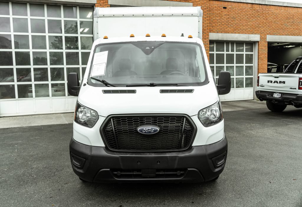 Used 2022 Ford Transit 350 DRW RWD image 21